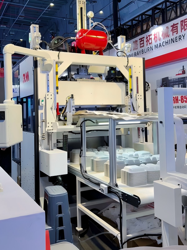 3 RM Showcases RM-T1011 Thermoforming Machine at the Chinaplas 2026 in Shanghai